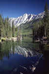 C Rockies 049 Sep-1981 Maligne Lake.jpg (155572 bytes)