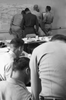 1956-57_Squadron_Officers_School_Maxwell_AFB_327.jpg (4412190 bytes)