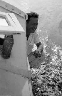 1957_Eglin_AFB_FL_Gulf_Fishing_254.jpg (4834494 bytes)