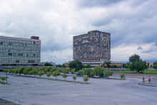 1958-07_Honeymoon_Mexico_057.jpg (1543981 bytes)