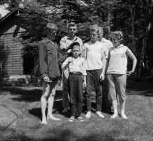 1963-07_Herman_Family_Mitchell_Lake_628.jpg (9958878 bytes)