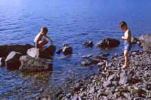 1966-06_JLBlilie_Family_415_Moosehead_Lk_ME.jpg (2946020 bytes)