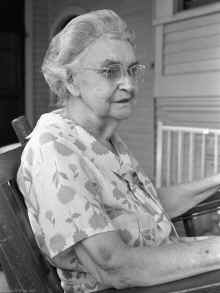 1967_Knowville_TN_Norwood_Relatives_371.jpg (3671507 bytes)