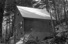 1976-Fall_Mitchell_Lake_Cabin_128.jpg (4417915 bytes)