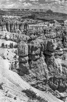 1985_Bryce_Canyon_UT_390.jpg (5877008 bytes)