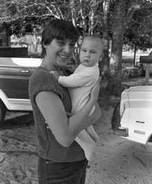 1985_Karen_and_Charlie_SpenceDestin_Florida_362.jpg (3110369 bytes)