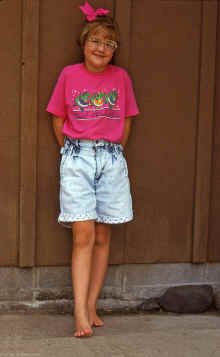 1992-08_JL_Blilie_Family_564_Lauren_McKenny.jpg (1338598 bytes)