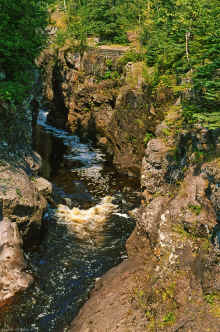 1994-08_JL_Blilie_Family_613_NShore.jpg (2784978 bytes)