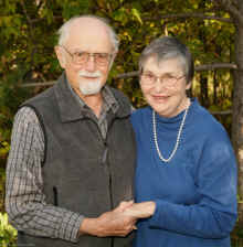 2006 portrait mom and pater.jpg (452540 bytes)