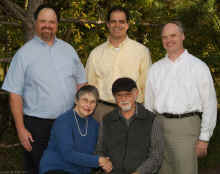 2006 portrait with kids.jpg (358867 bytes)