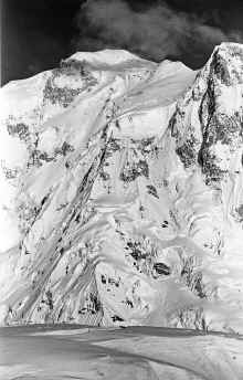 1987-05_Mt_McKinley_573-2.jpg (3408054 bytes)