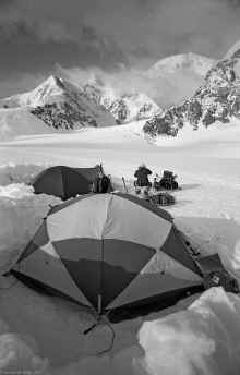 1987-05_Mt_McKinley_587-2.jpg (2570977 bytes)