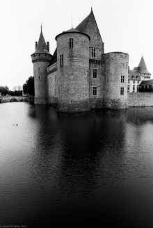1992-05_WT_France_Sully-sur-Loire_823.jpg (2858054 bytes)