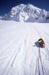 038 Mt McKinley May 1987 Hauling Away from Mt Hunter.jpg (146484 bytes)