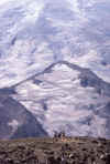 1985-016 Burroughs Mtn and Mt Rainier Aug 1985 1.jpg (209828 bytes)