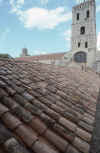 France 97 Nimes Cloister Roof.jpg (193455 bytes)
