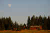 Moonrise White Salmon.JPG (143019 bytes)