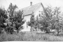 Blilie_House_Prentice_WI_1910s_A.jpg (331095 bytes)