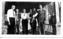 Family_Group_714_N_Hamline_Ave_Nov-1939_053.jpg (545553 bytes)