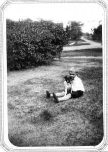 James_Louis_Blilie_circa_1927_147.jpg (154962 bytes)