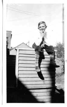 James_Louis_Blilie_circa_1931_048.jpg (89454 bytes)