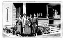 Josie_Olga_Antonette_Gundersen_Selma_Julie_Sep-1931_032A.jpg (633327 bytes)