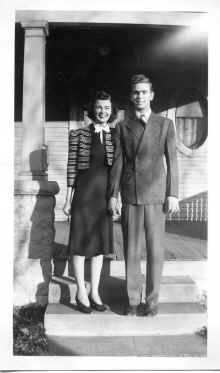 Lorraine_Alex_Polanek_circa_1937_089.jpg (89525 bytes)