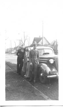 Lorraine_Blilie_Joe_Klugel_Bill_Gage_circa_1937_103.jpg (74357 bytes)