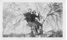 Lorraine_Blilie_Vic_Gauger_circa_1937_110.jpg (704005 bytes)