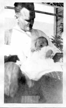 Louis_and_James_L_Blilie_circa_1923_140.jpg (98525 bytes)