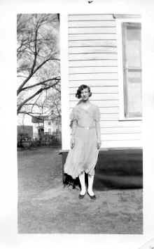 Marjorie_Kotts_circa_1931_150.jpg (90137 bytes)