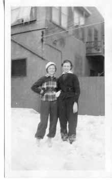 Toni_Lorraine_Blilie_circa_1935_055.jpg (72116 bytes)
