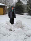 Snow Pile 2.jpg (121822 bytes)