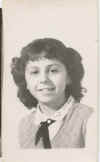 Anna Kuester as a Young Girl 4.jpg (60303 bytes)