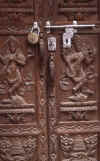 RWT 0143 139-09 Nepal Wood Door.jpg (701991 bytes)