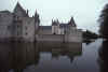 RWT 0280 320-18 France Loire Chateau Near Orleans.jpg (526734 bytes)