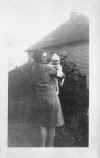 Annie Cleves (Myers) Norwood and Emily Rose circa 1929.jpg (132763 bytes)
