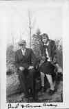 Bud and Anne Avery Norwood sibloings of Mary (Norwood) Ventress 1920s.jpg (132836 bytes)