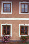 WT 4300 390-10 Austria.jpg (245206 bytes)